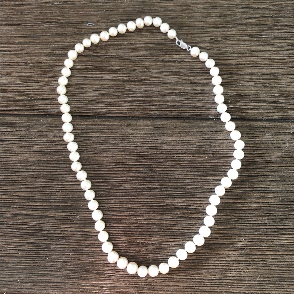 White bubble bead necklace